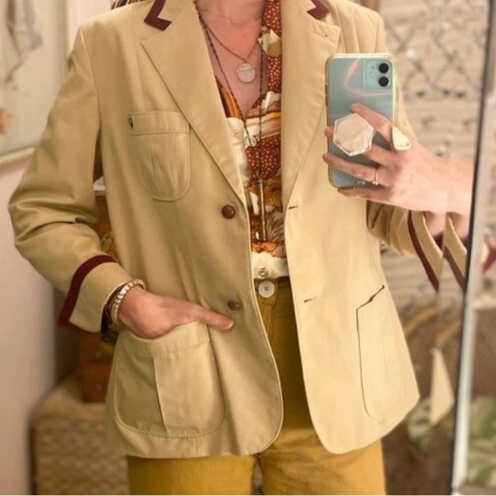 VINTAGE 1970 etienne aigner tan cotton blazer with oxblood sz 10